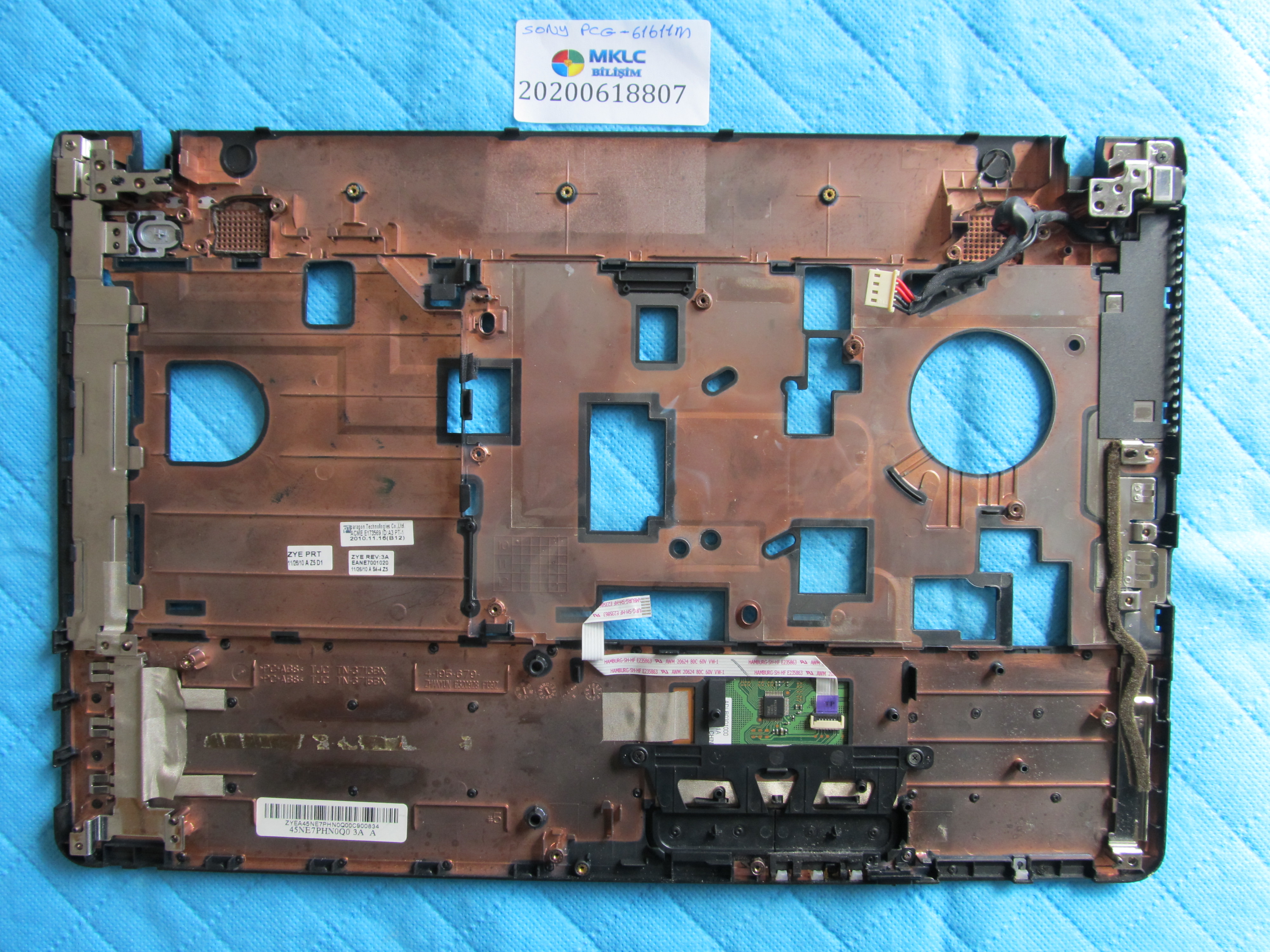 SONY Sony pcg-61611m üst kasa klavye kasasi orjinal ürün küçük görsel 2