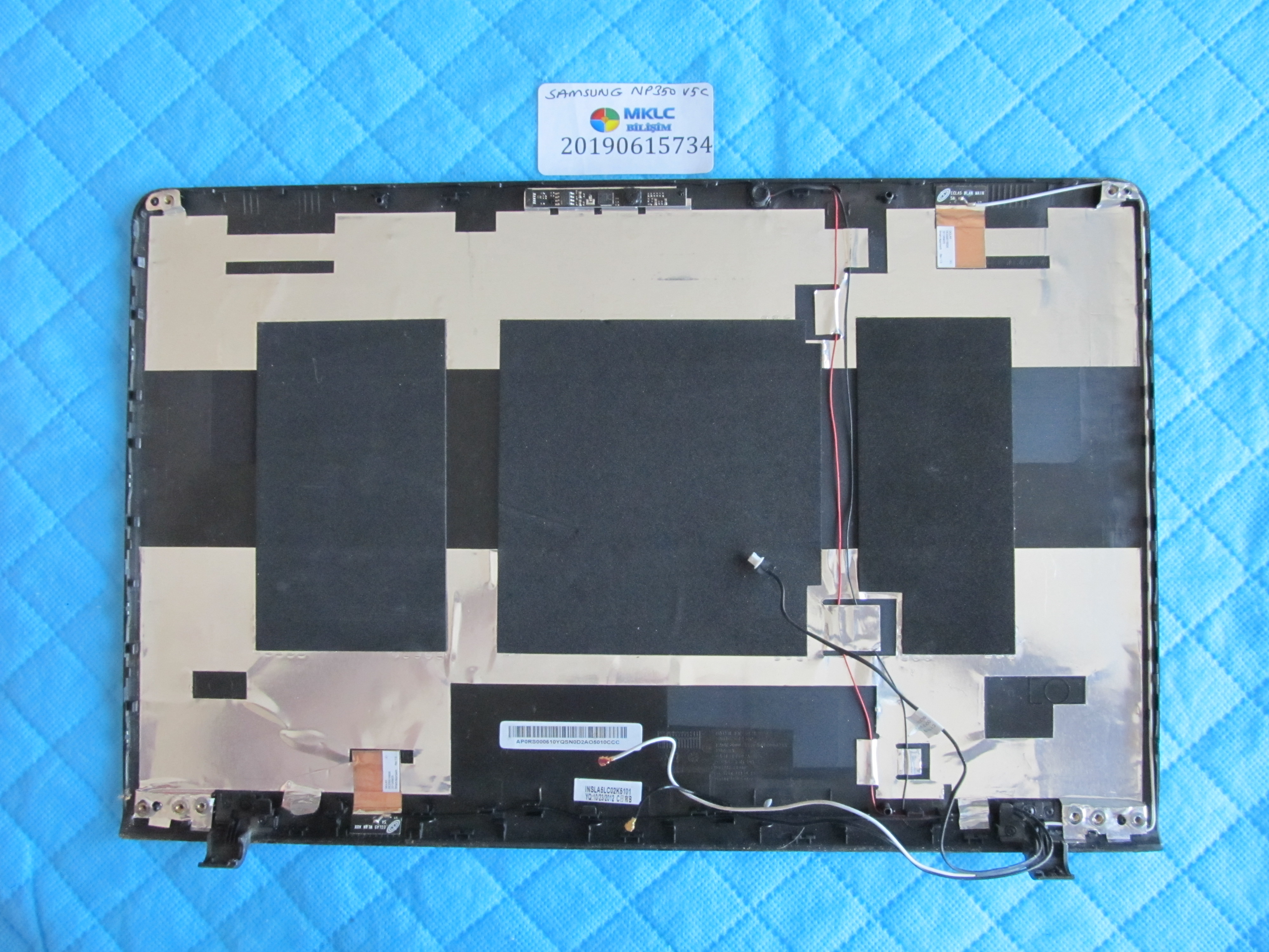 Samsung np350v5c ekran arka kapak lcd back cover orjinal ürün