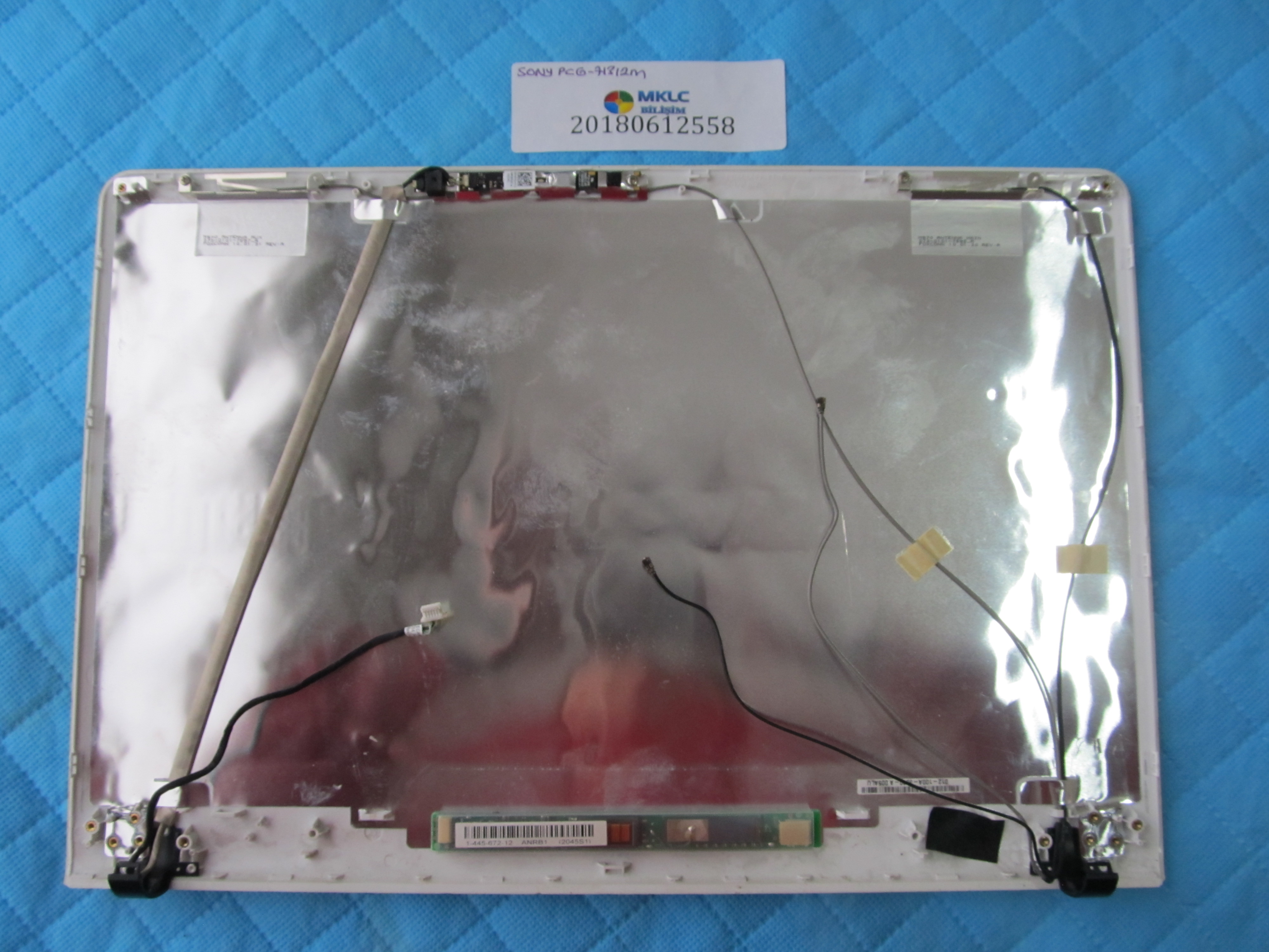 SONY Sony pcg-71312m ekran arka kapak lcd back cover orjinal ürün küçük görsel 2