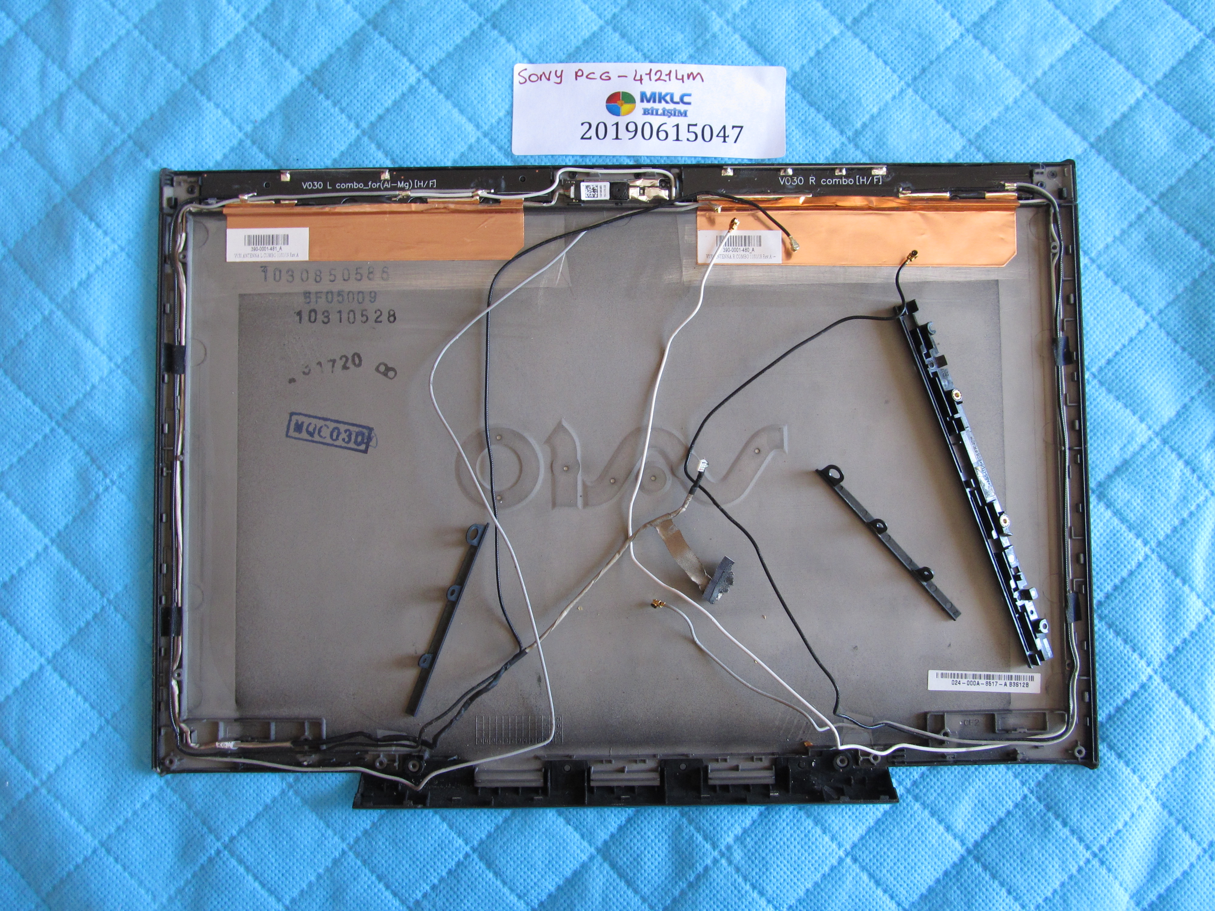 SONY Sony pcg-41214m ekran arka kapak lcd back cover orjinal ürün küçük görsel 2