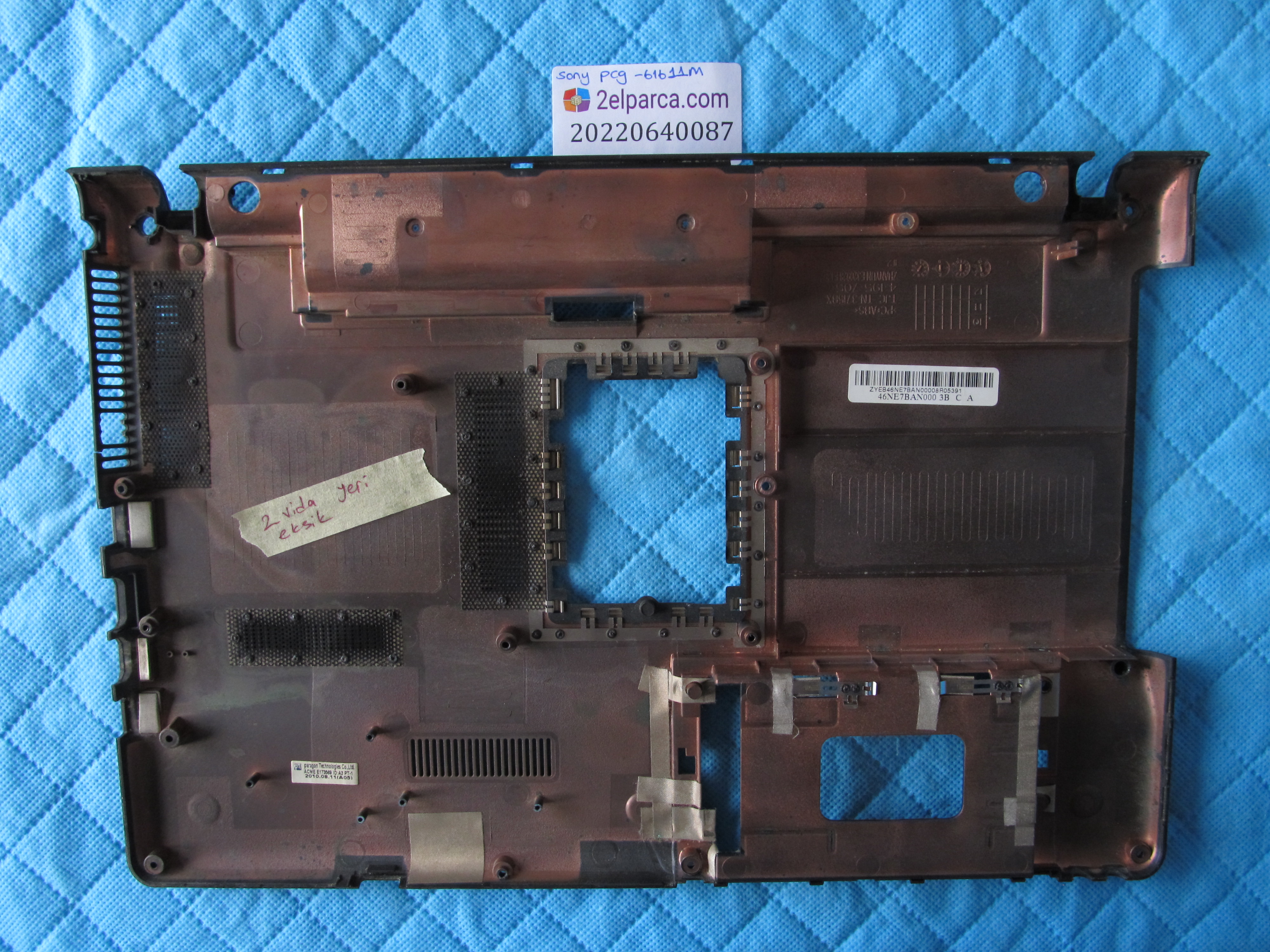 SONY Sony pcg - 61611m alt kasa (2 vida yeri eksik) orjinal ürün küçük görsel 2