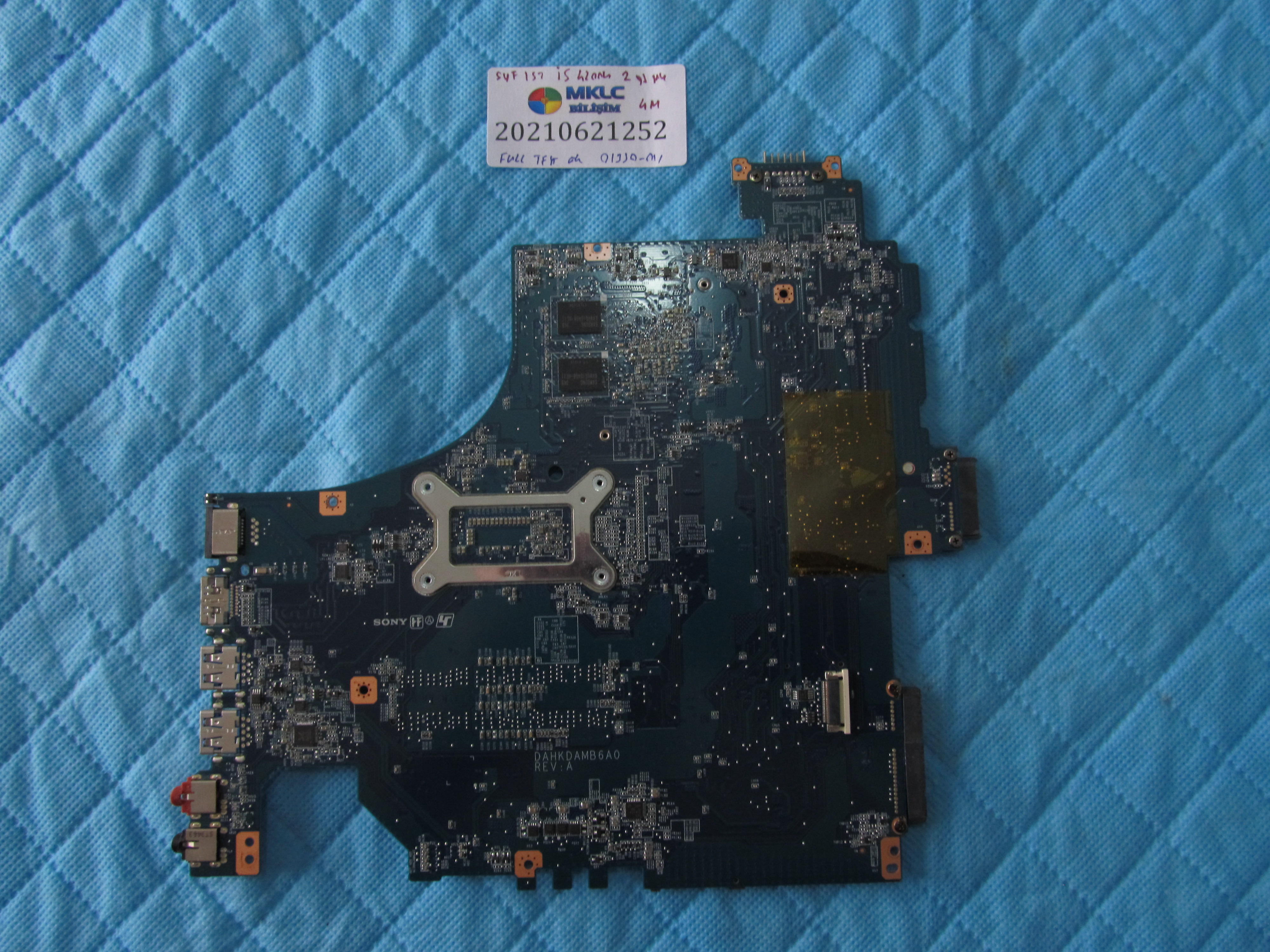 SONY Sony vaio svf153 anakart dahkdamb6a anakart i5-4200u cpu 2gb vga anakart küçük görsel 2