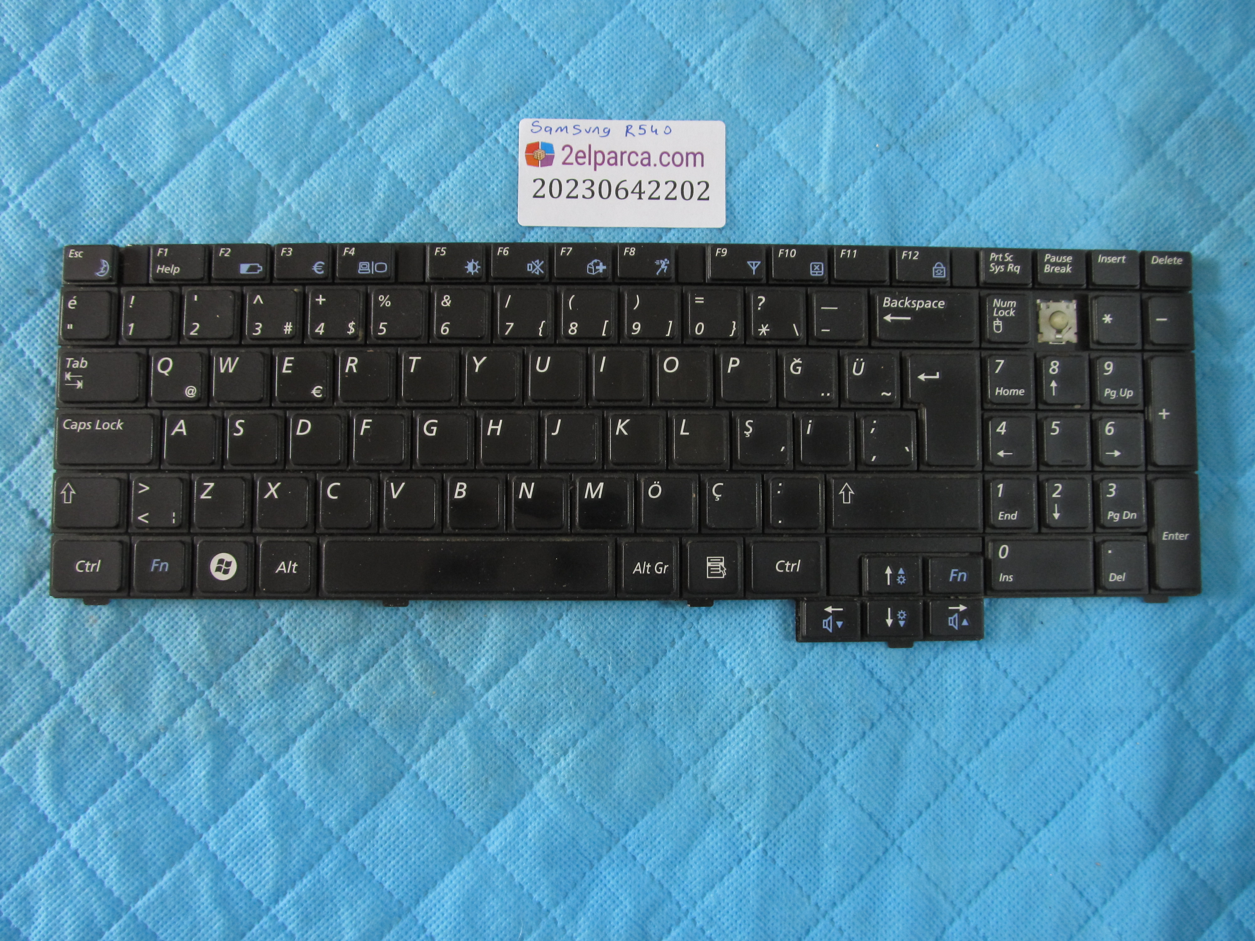 SAMSUNG Samsung r540 klavye 1 tuş eksik orjinal ürün küçük görsel 2