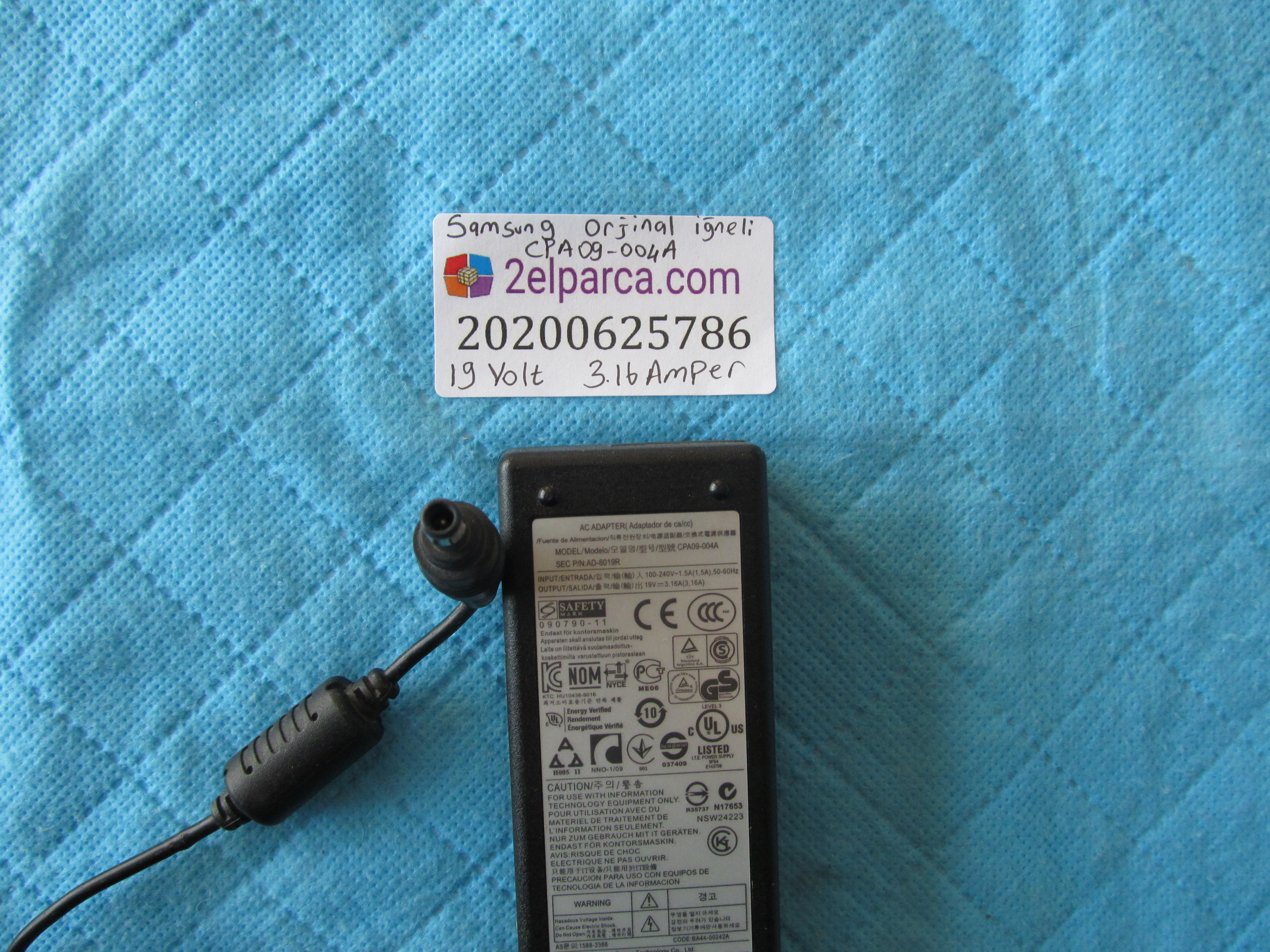 SAMSUNG Samsung orjinal adaptör cpa09-004a 19volt 3.16 amper iğneli uç küçük görsel 2