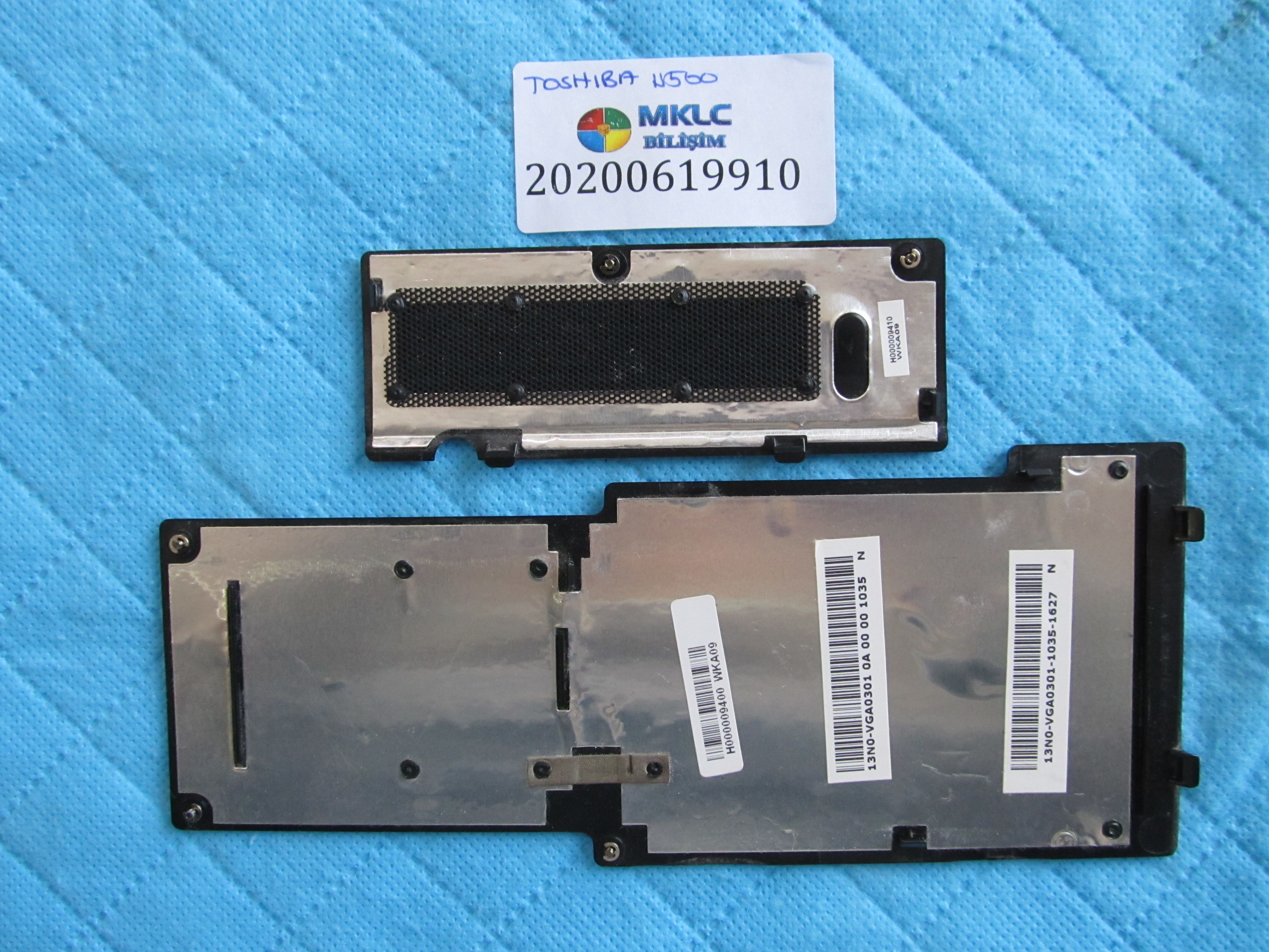TOSHİBA Toshiba u500 alt kasa kapaklari küçük görsel 2