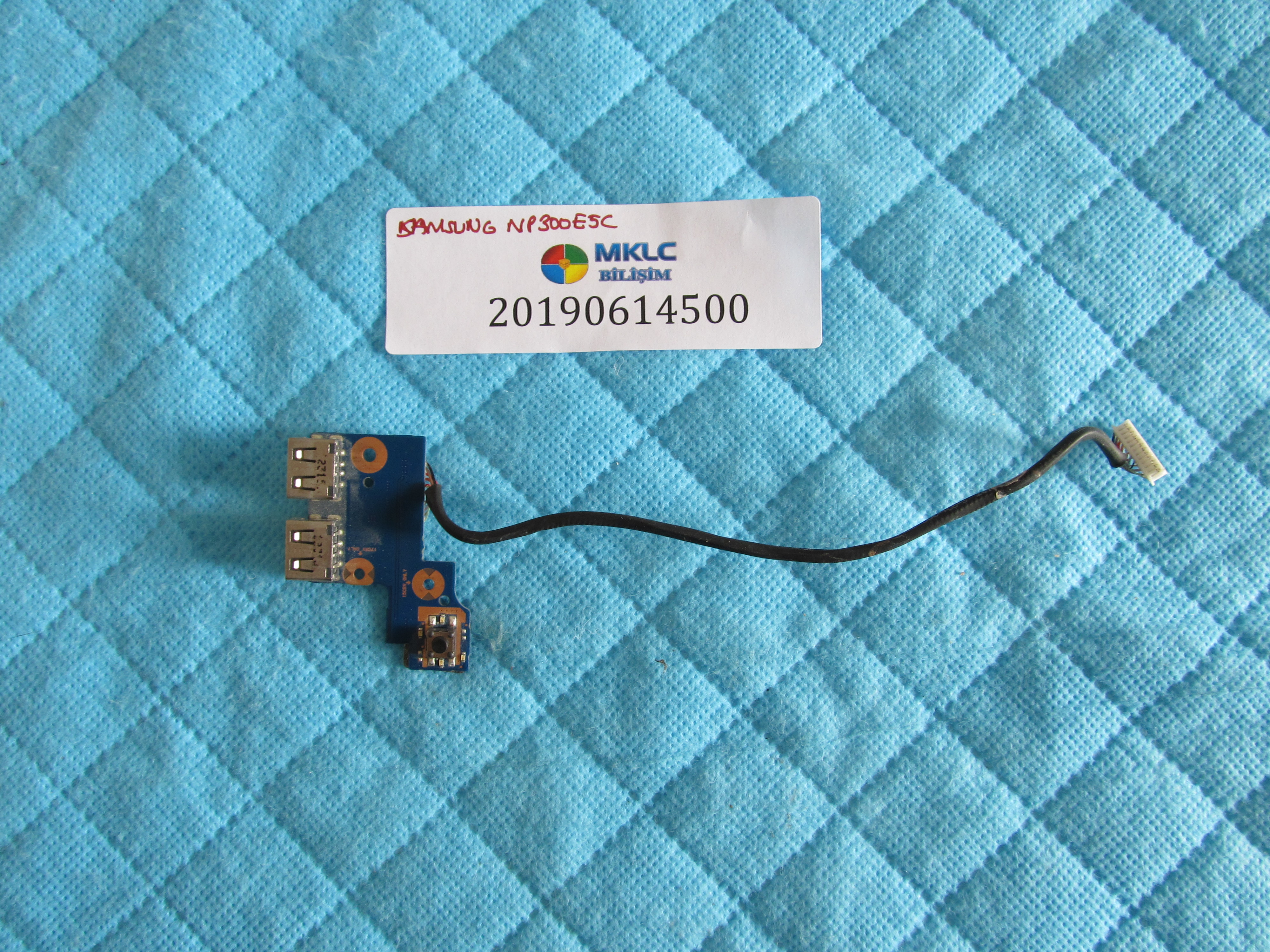 Samsung np300e5c usb port flex ve tetik karti