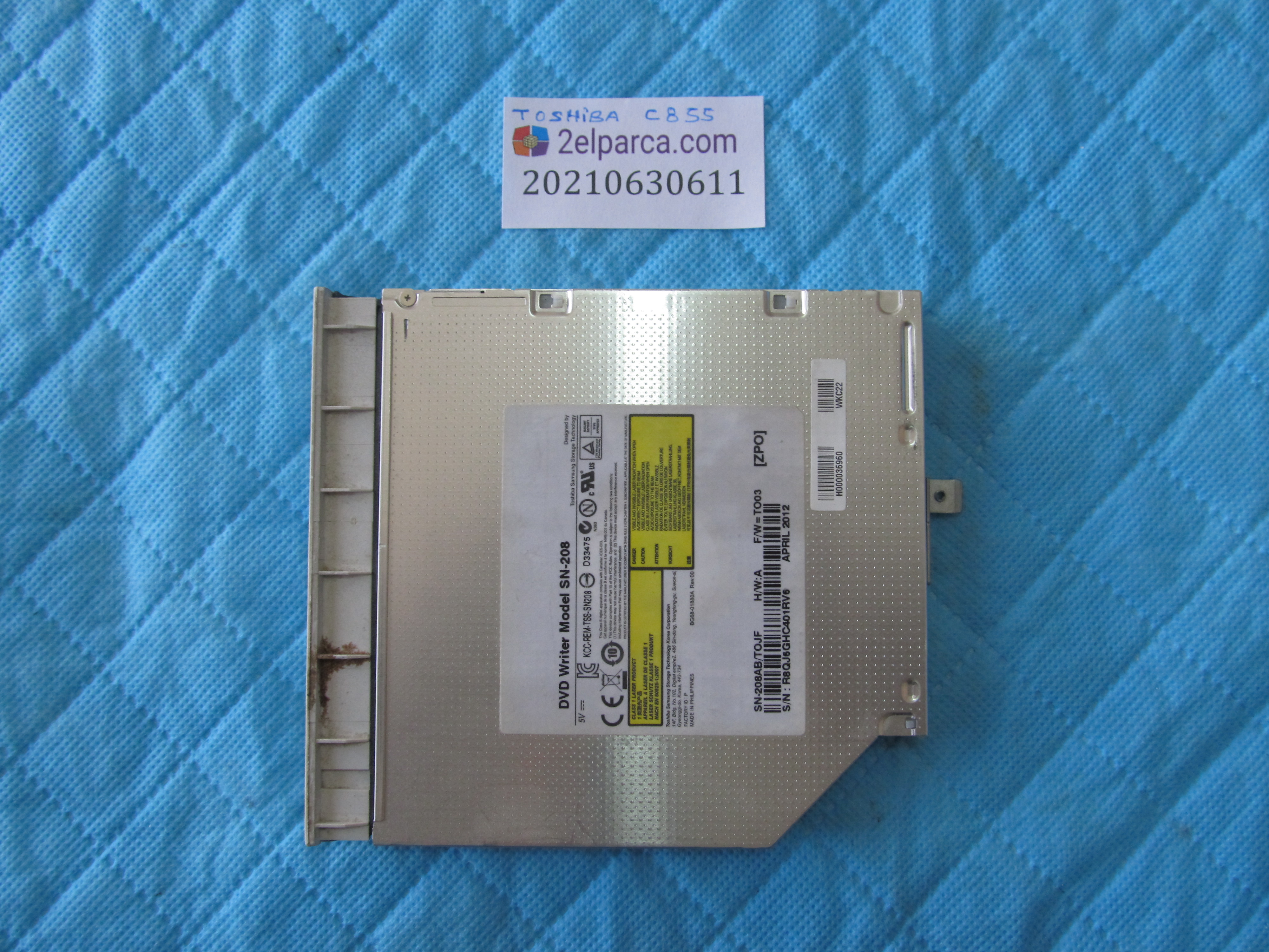 TOSHİBA Toshiba c855 dvd sürücü beyaz küçük görsel 2