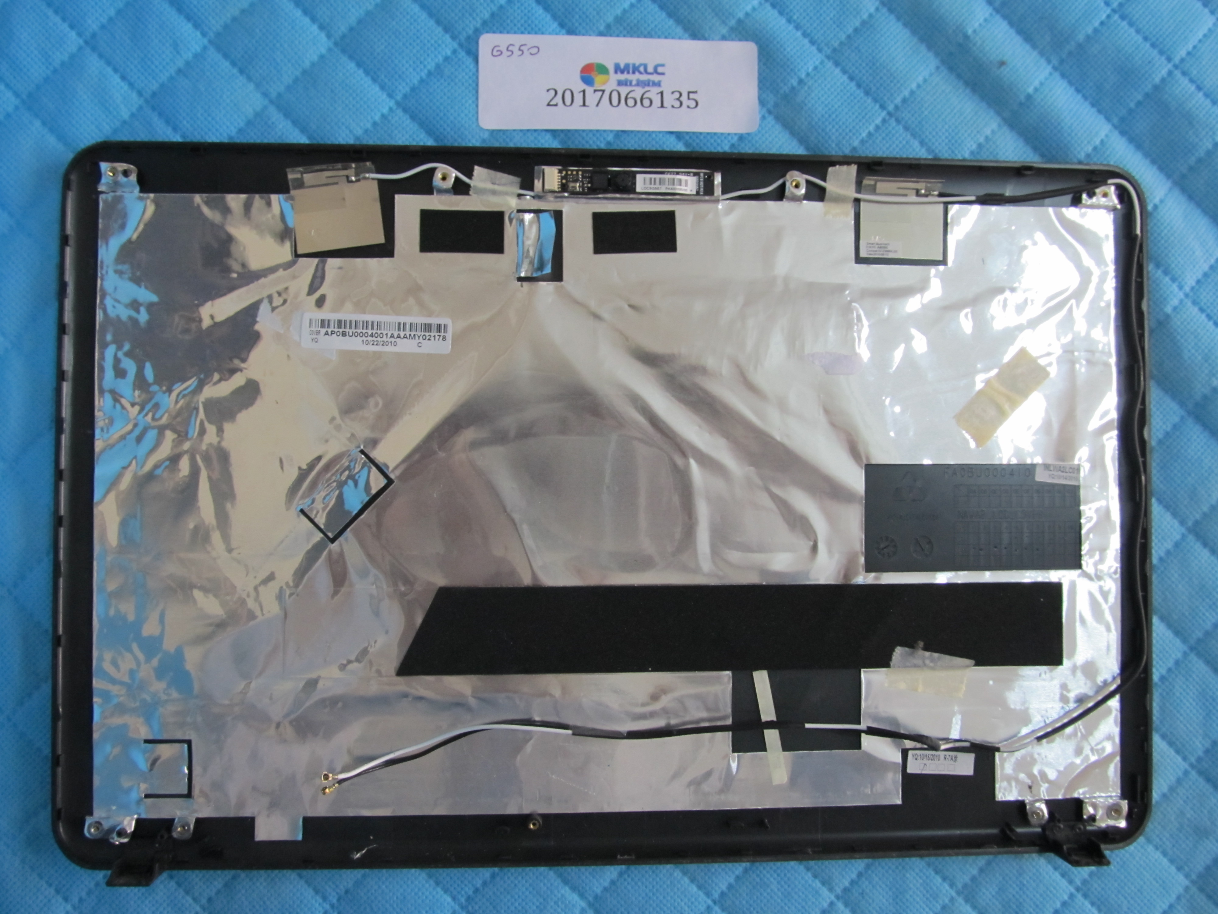 Lenovo g550 ekran arka kapak lcd back cover (menteşe kapaklari eksik)