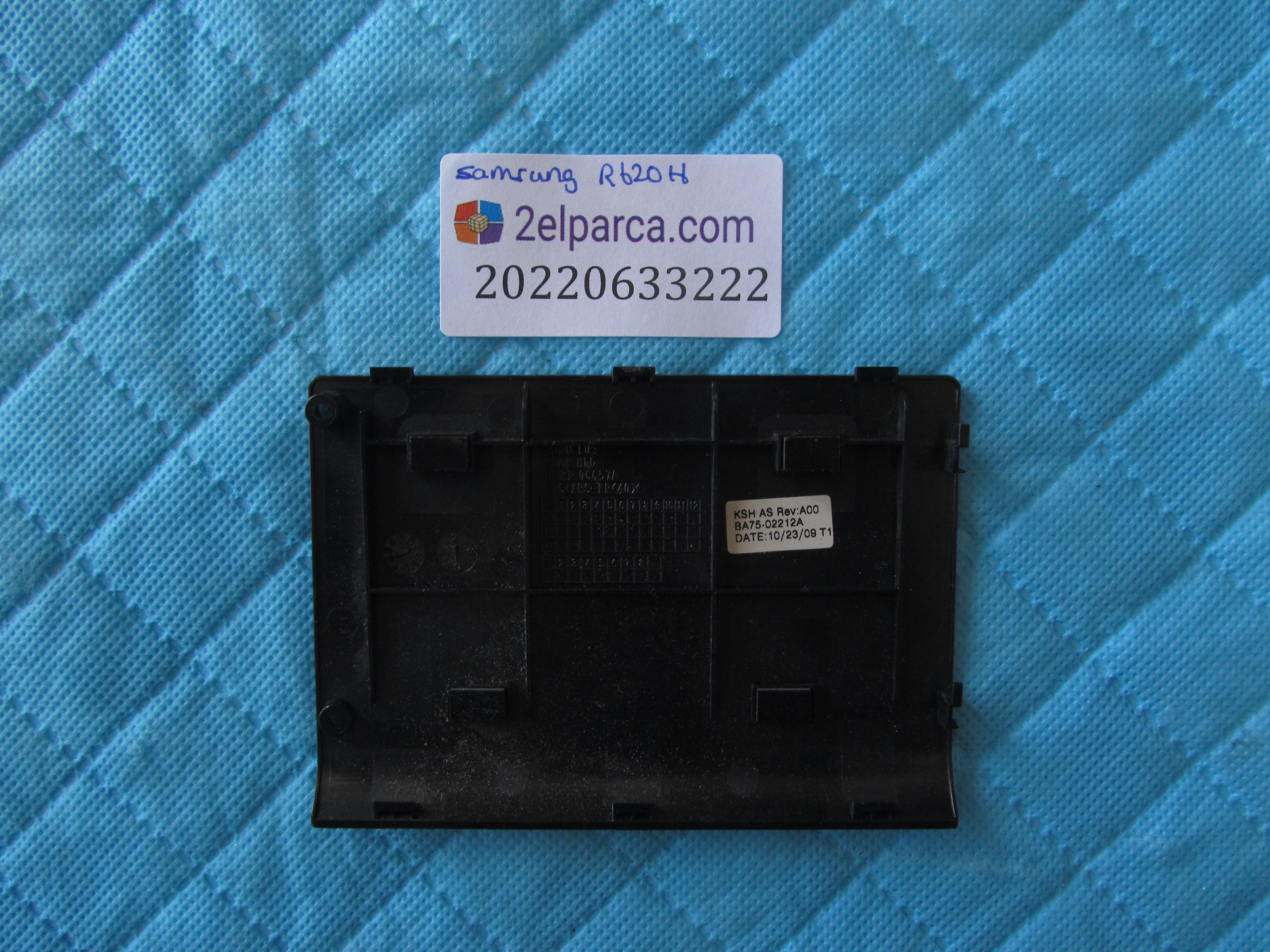 RAMAXEL Samsung r620h alt kapak servis kapaği orjinal ürün küçük görsel 2