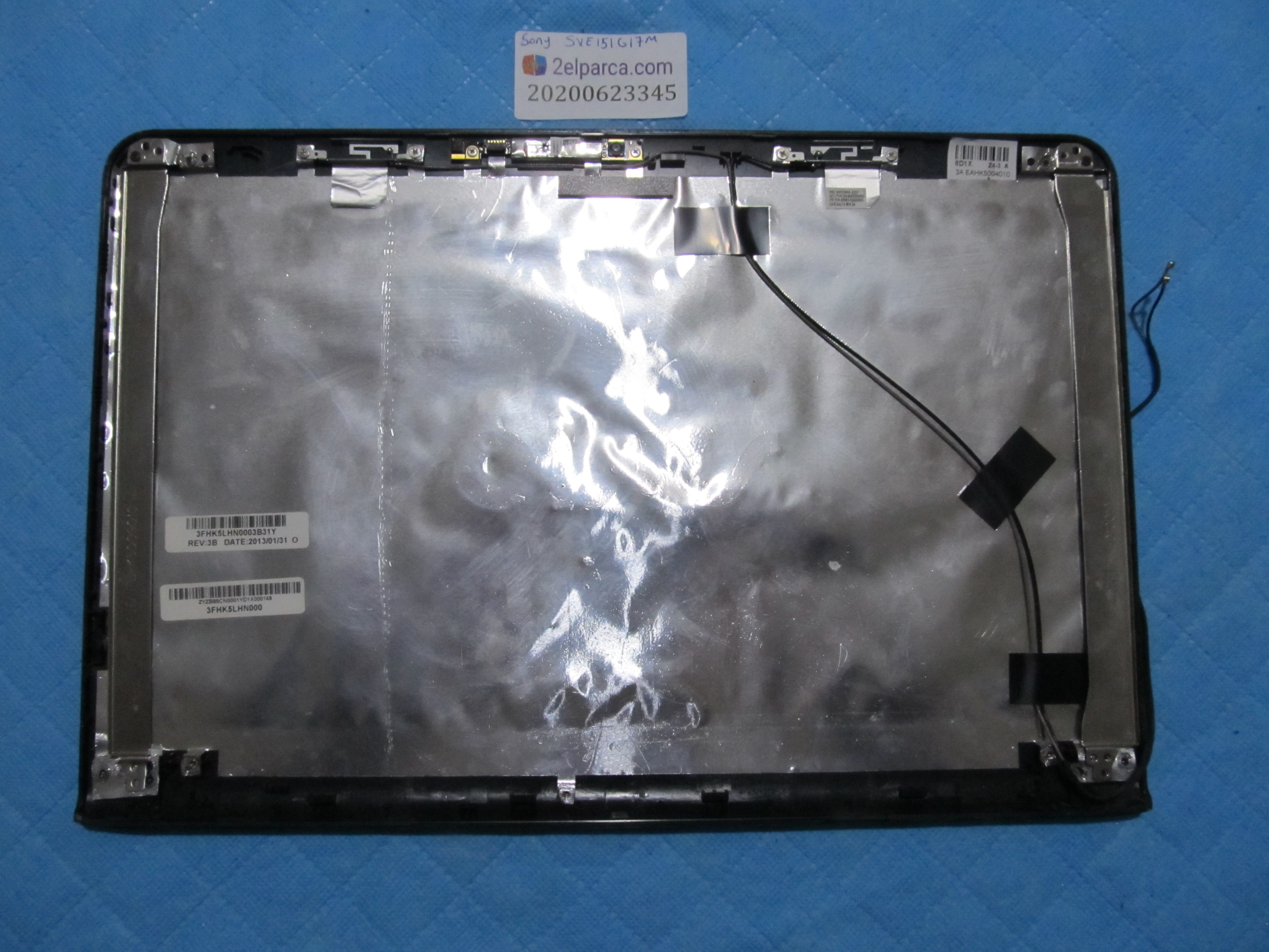 SONY Sony sve 151 arka kapak lcd back cover (2 vida yeri tamirli) küçük görsel 2