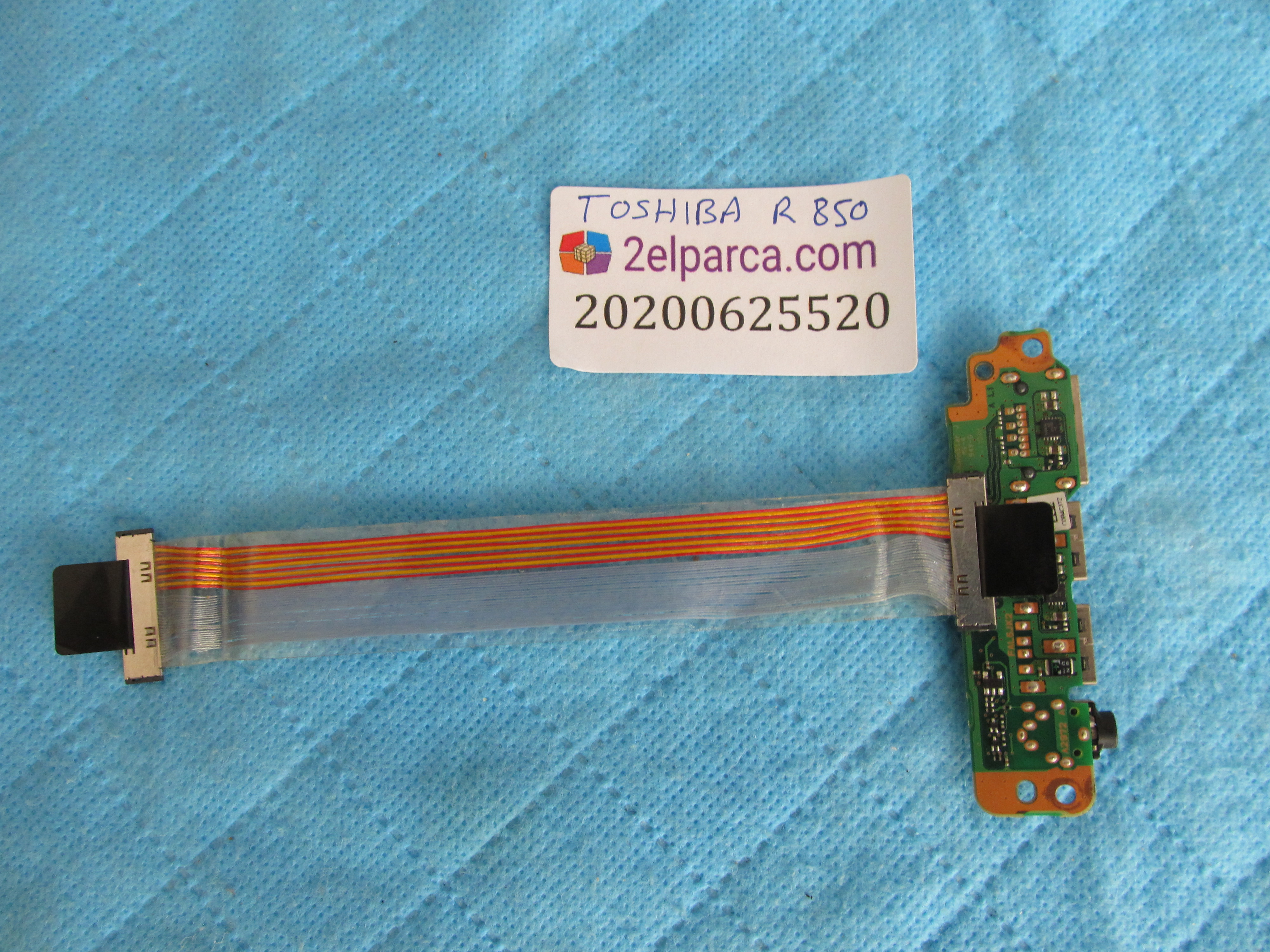 TOSHİBA Toshiba r850 usb audi port küçük görsel 2