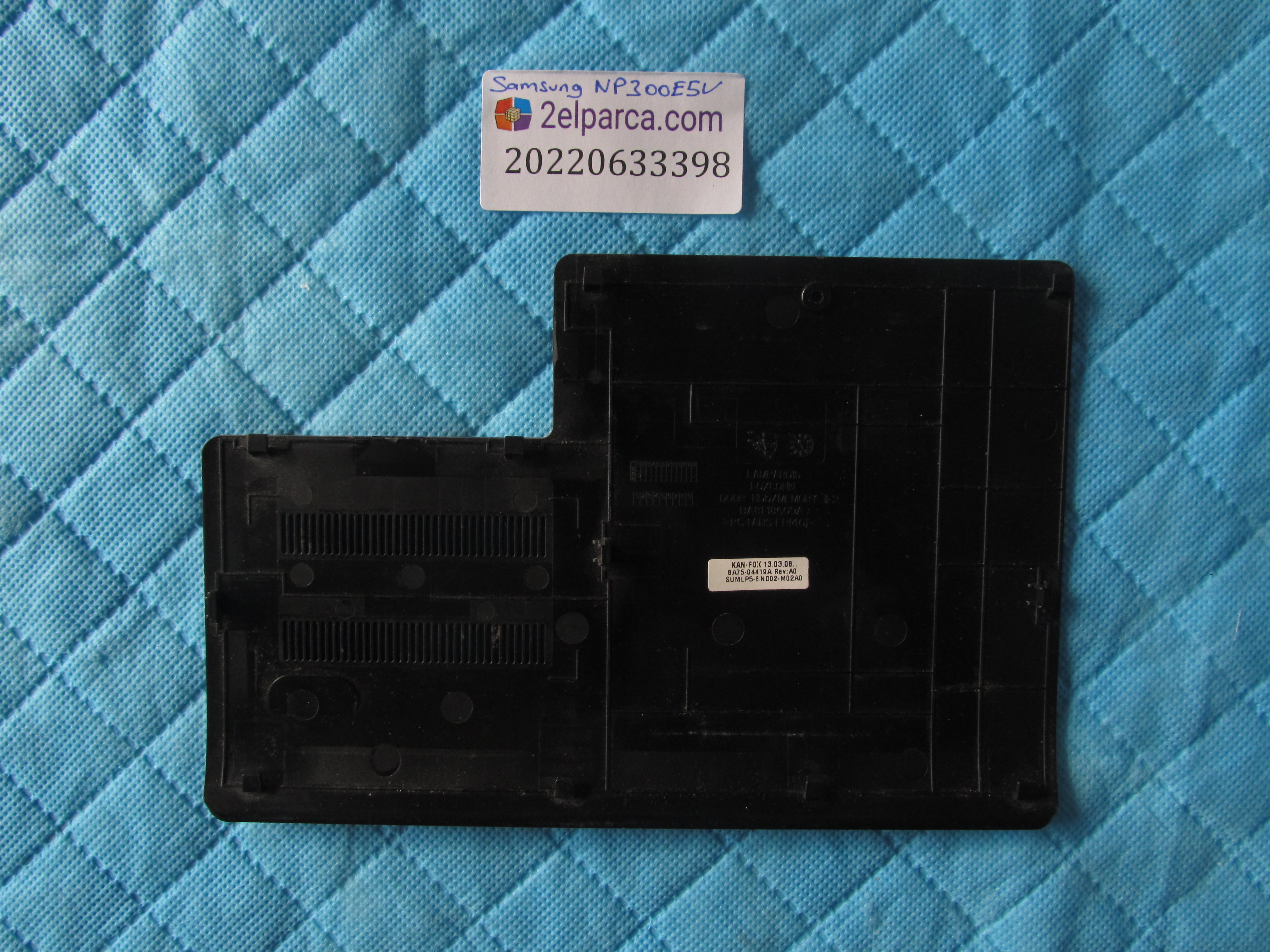 SAMSUNG Samsung np300e5 alt kapak servis kapaği orjinal ürün küçük görsel 2