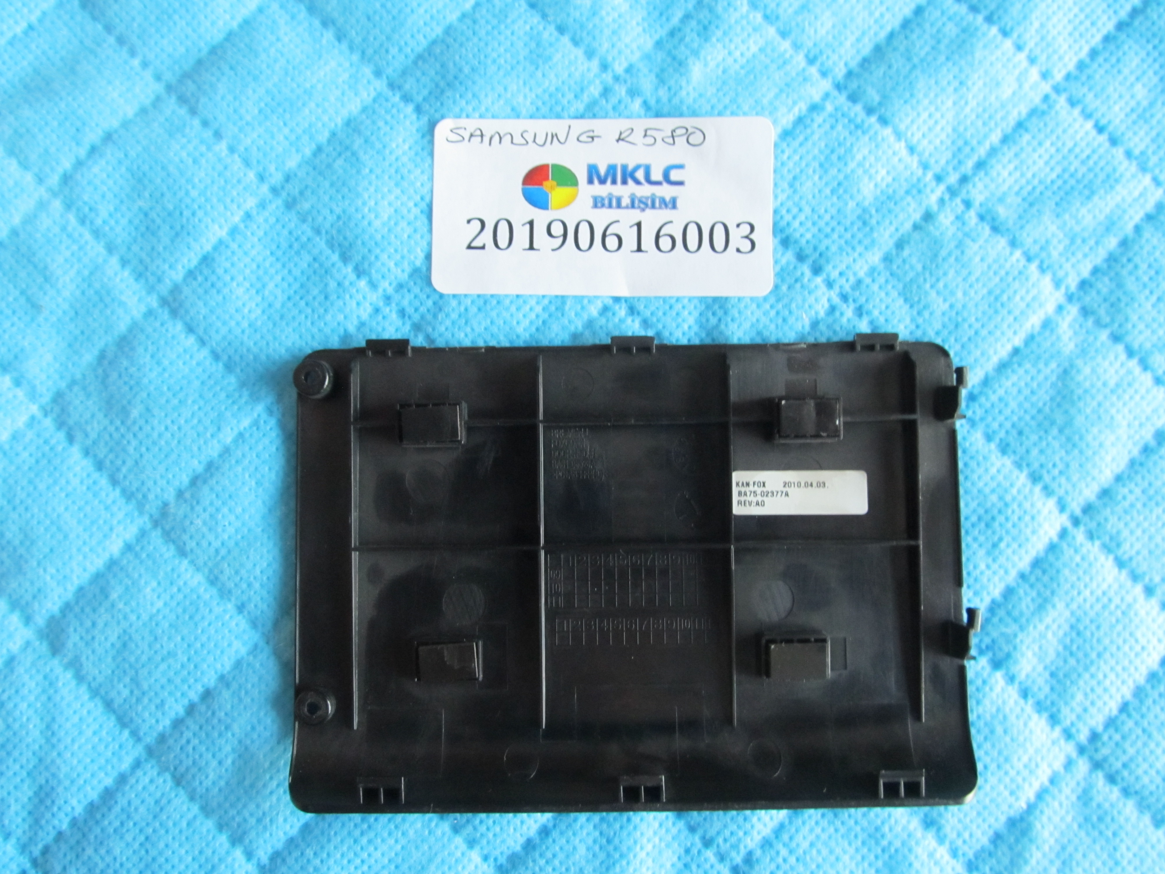 SAMSUNG Samsung r580 hdd kapaği orjinal ürün küçük görsel 2