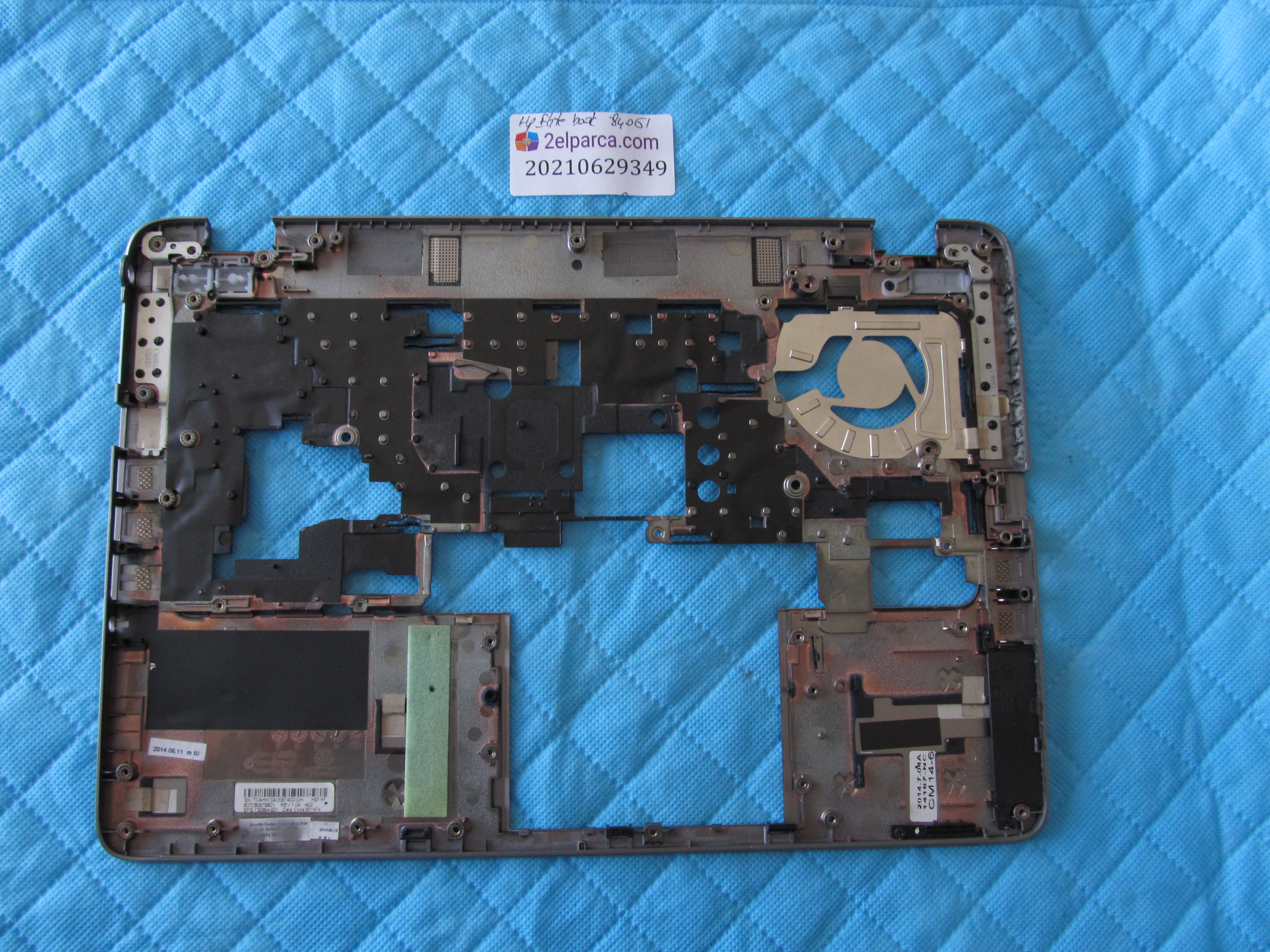 HP Hp elitebook 840 g1 üst kasa klavye kasasi temiz hatasiz küçük görsel 2
