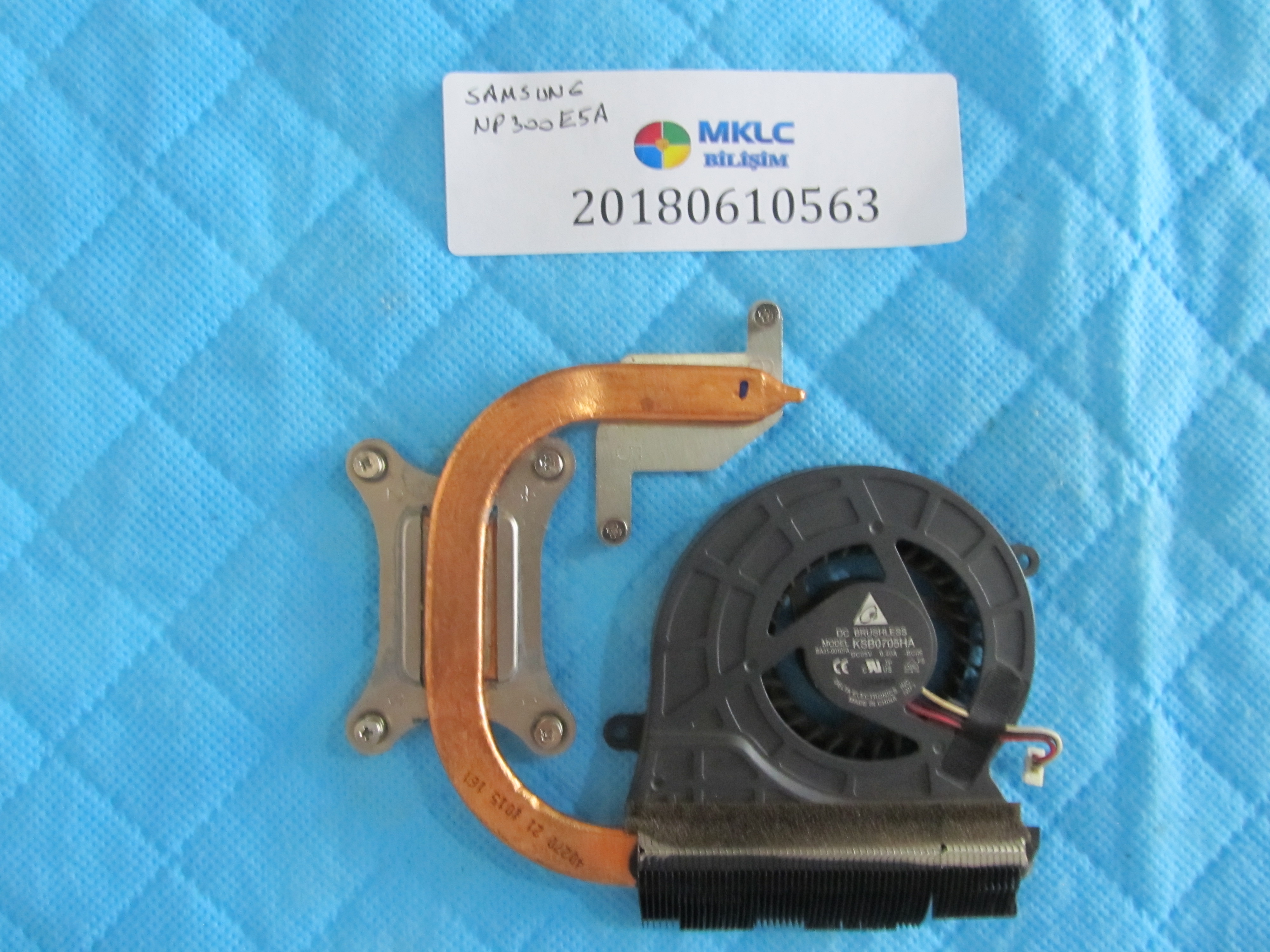 Samsung np300e5a fan bakir soğutucu (heatsink)