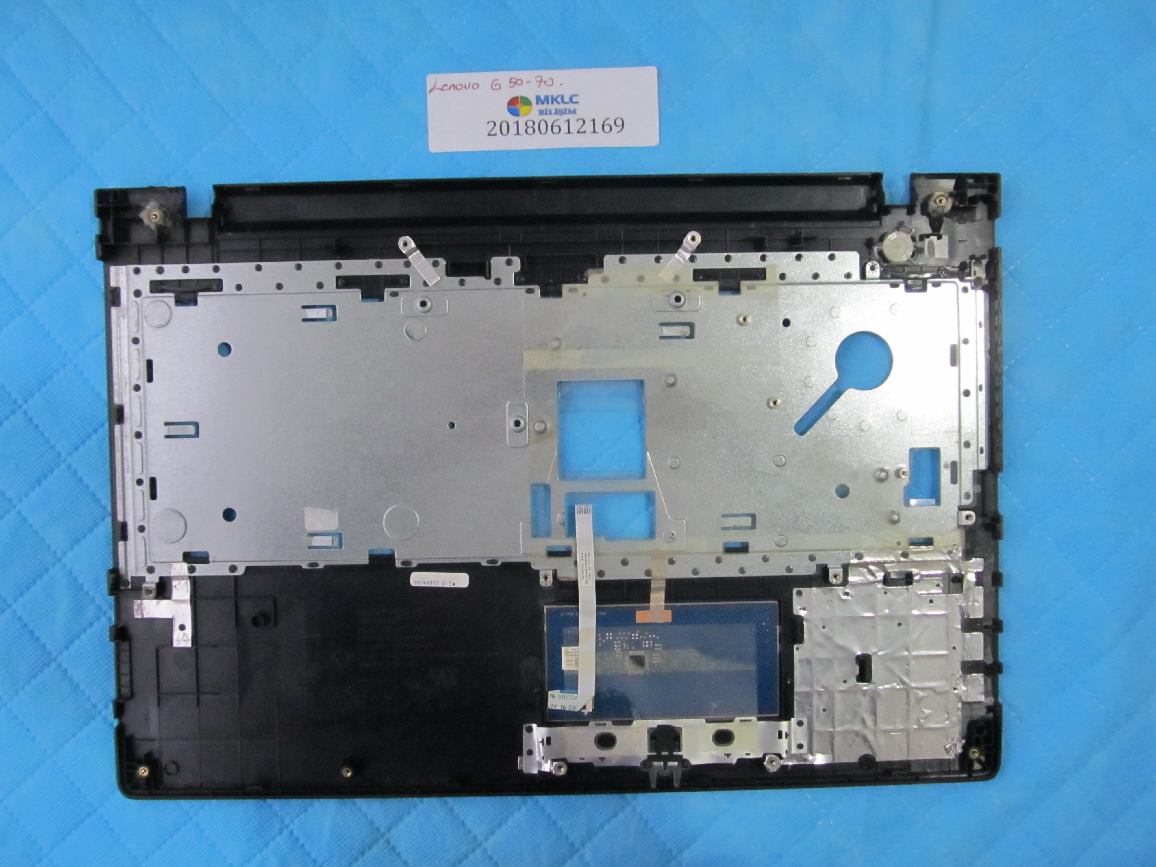 LENOVO Lenovo g50 70 üst kasa klavye kasa (2 vida yeri tamirli ) orjinal ürün küçük görsel 2