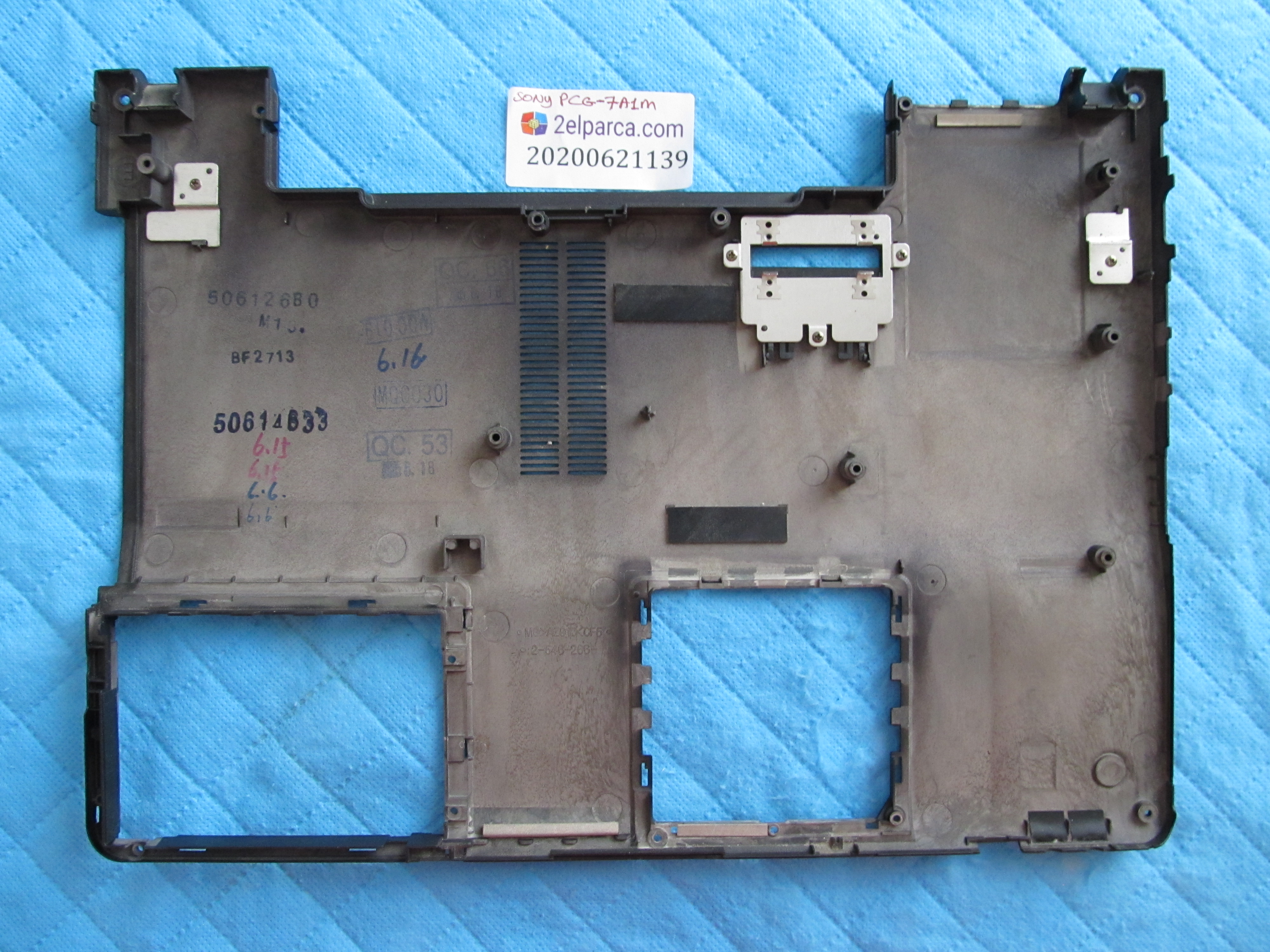 SONY Sony pcg-7a1m alt kasa orjinal ürün küçük görsel 2