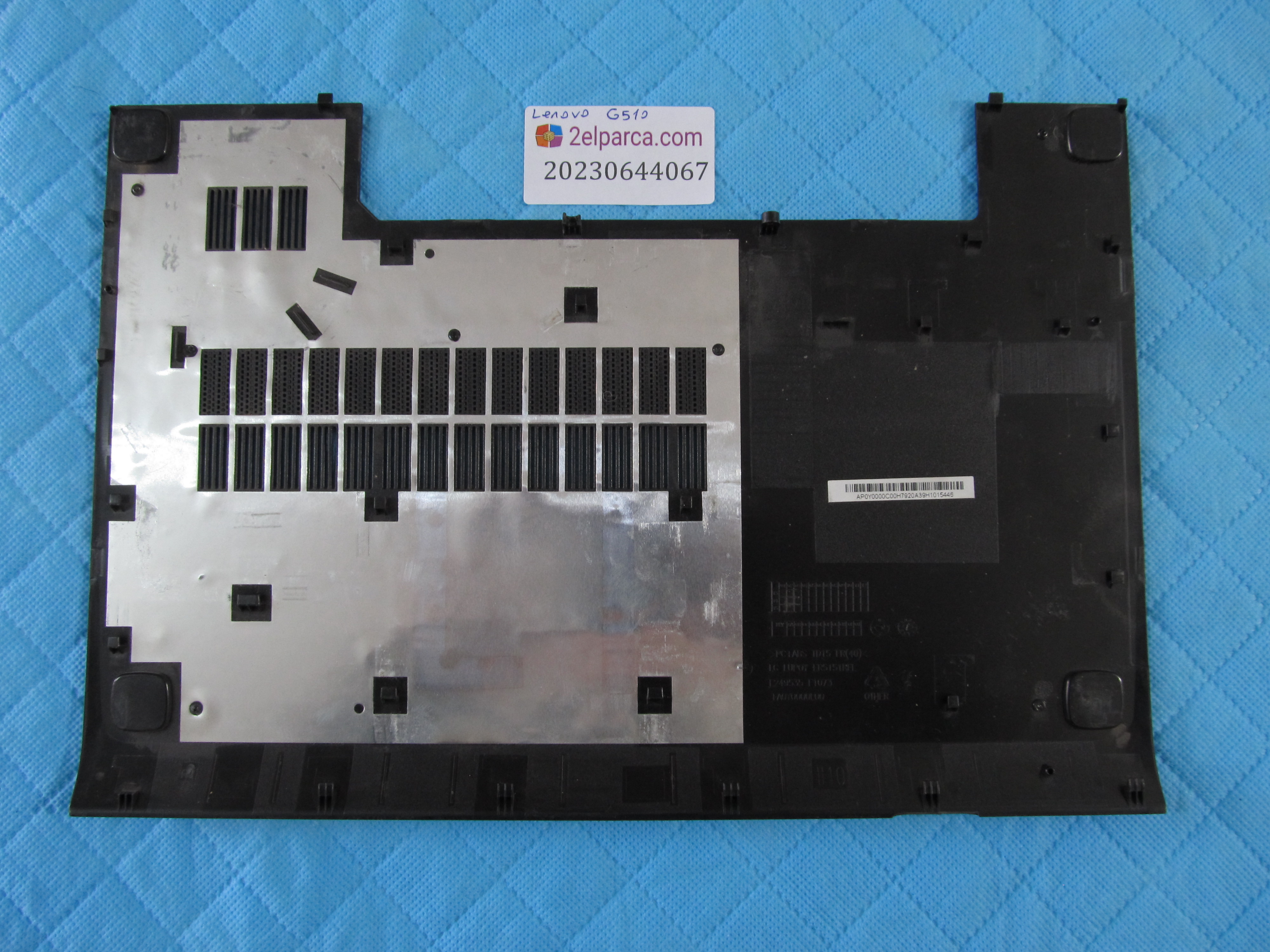LENOVO Lenovo g510 alt kasa kapaği (1 vida yeri eksik) küçük görsel 2