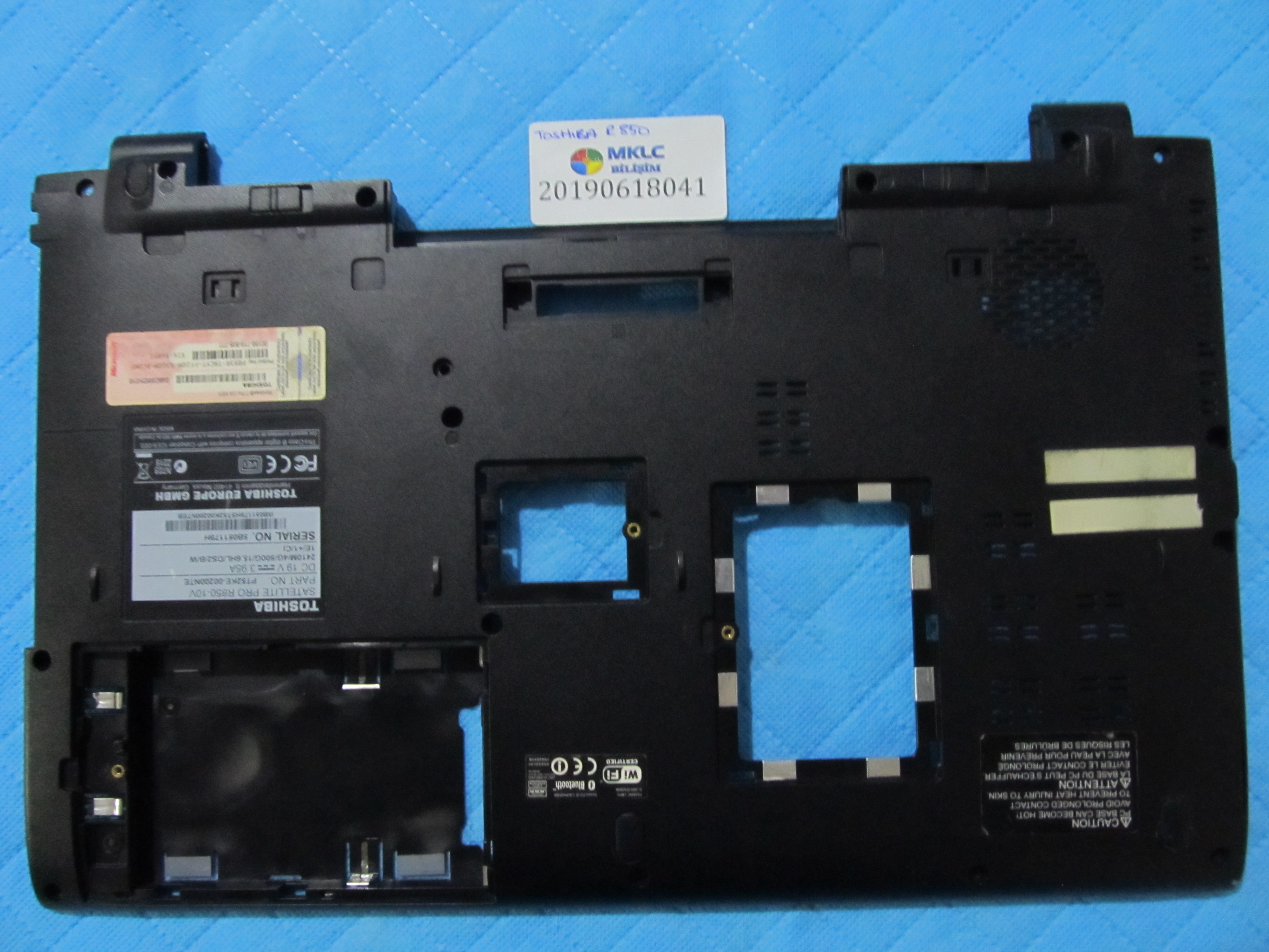 Toshiba r850 alt kasa