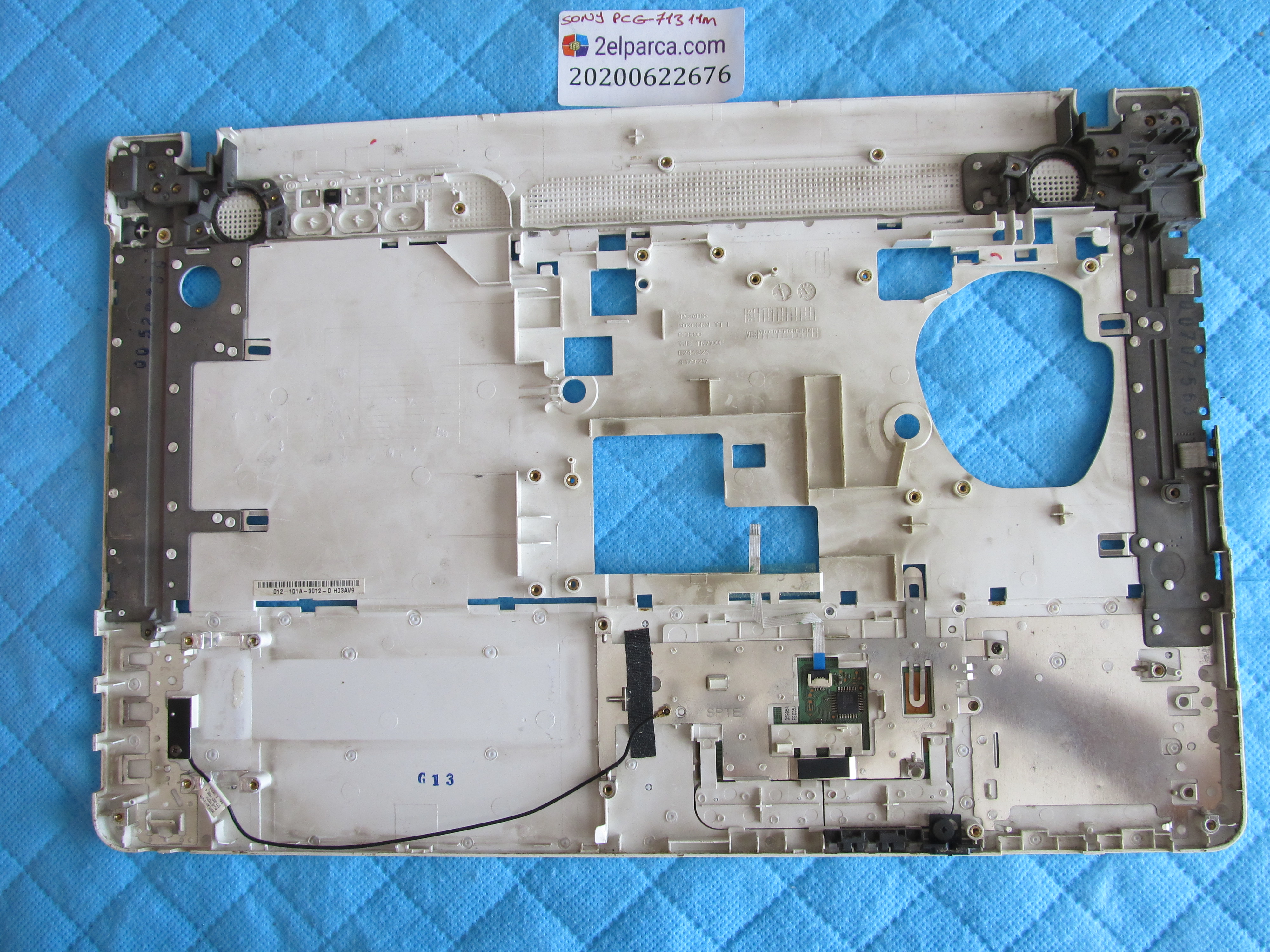 SONY Sony pcg-71311m üst kasa klavye kasasi ( merfez hasarli) orjinal ürün küçük görsel 2