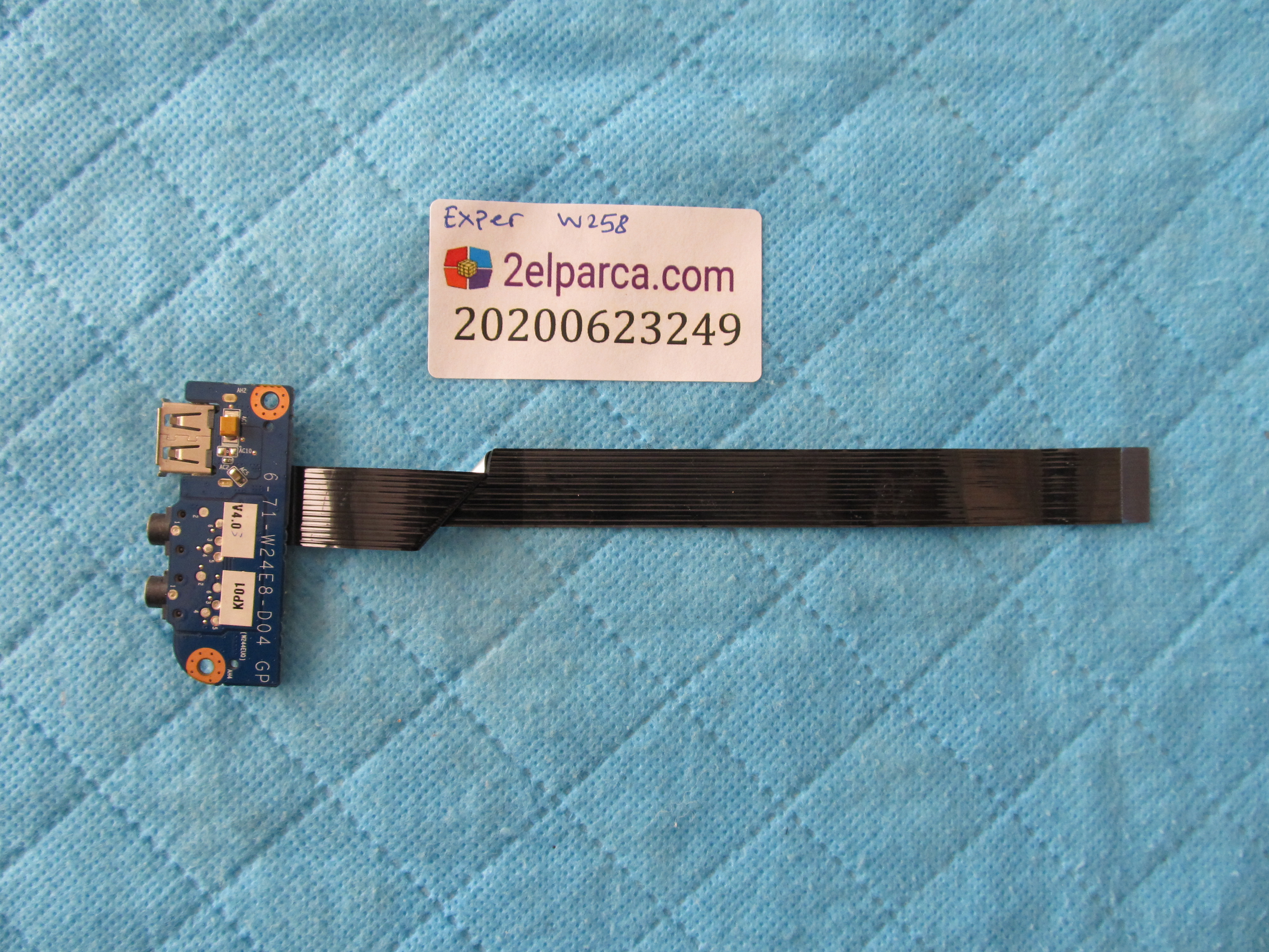 EXPER Exper w258 usb audi port flex orjinal ürün küçük görsel 2