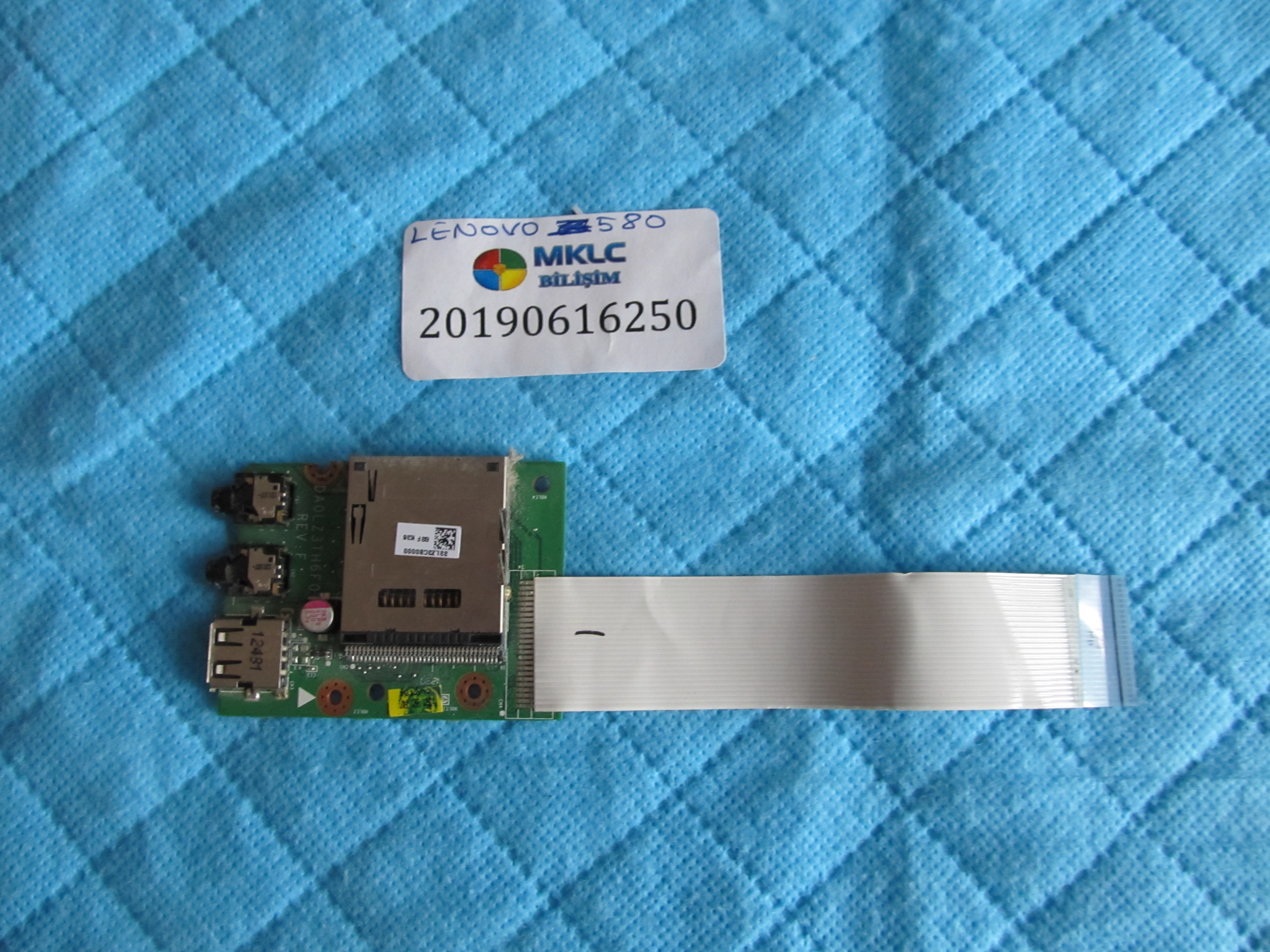 Lenovo z580 usb port flex ve ses karti orjinal ürün