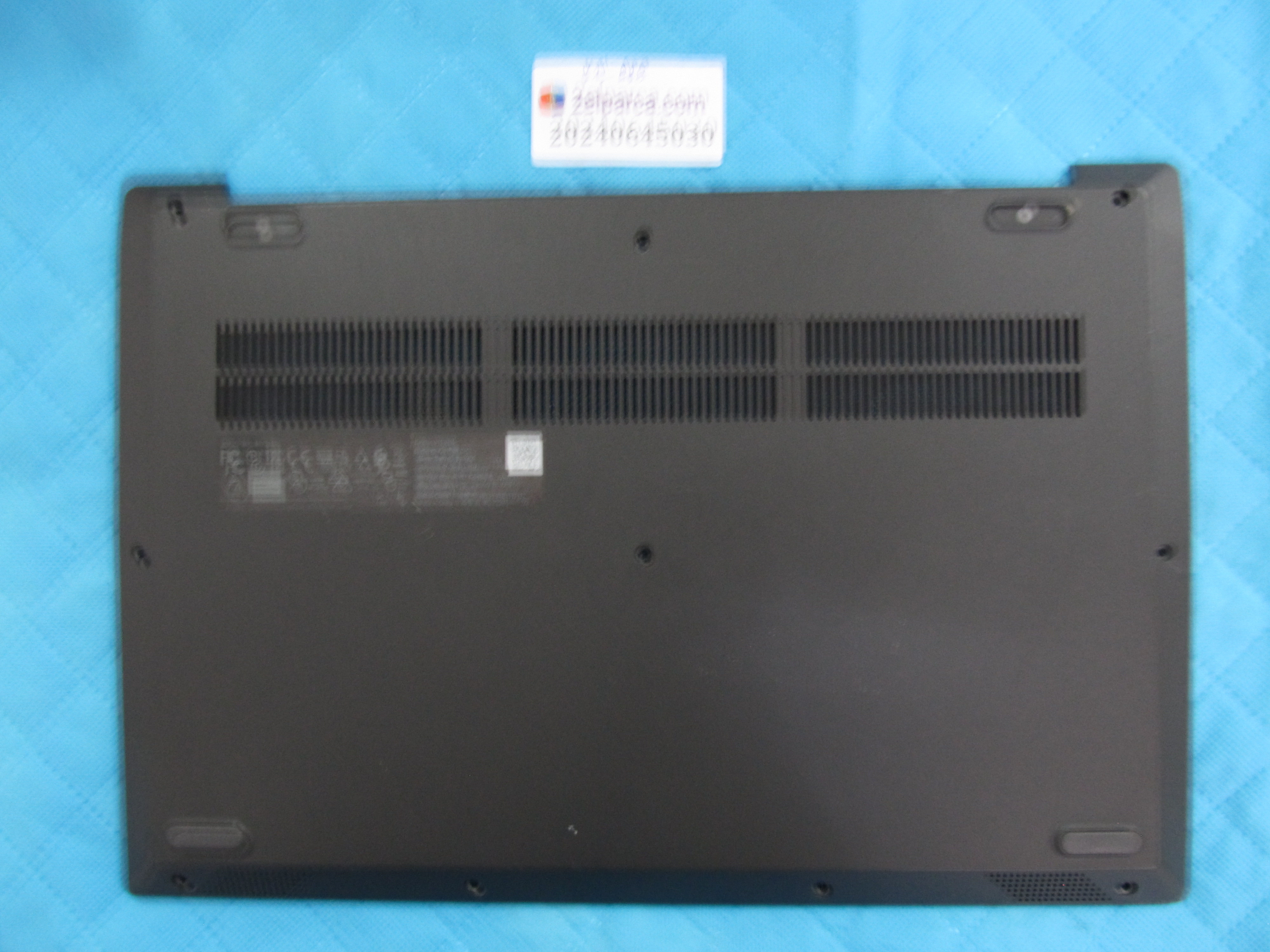 Lenovo v15-ada alt kasa orjinal ürün