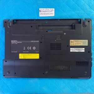 Sony pcg 71211m alt kasa ( 2 vida yeri yok tamirli ) orjinal ürün